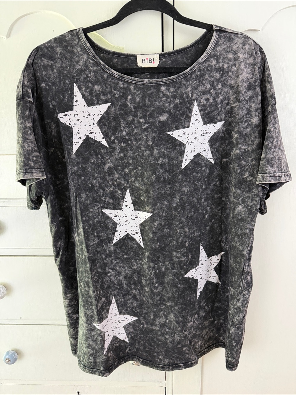BiBi Black Washed Short Sleeve Tee with White Star Graphics XL